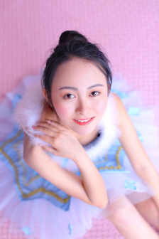 女人高潮时会一拱一拱的吗